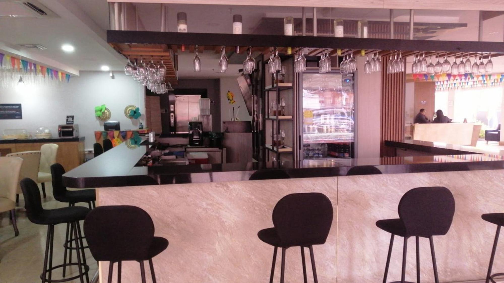 Radisson Diamond Barranquilla Hotel Barranquilla  Bagian luar foto